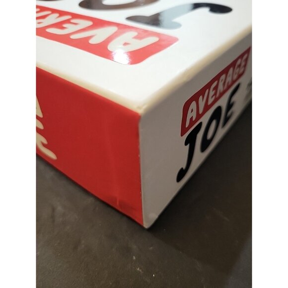 Average Joe Party Game - Format Games - Embrace Your Ordinary Side 3-6 Players - Picture 3 of 6